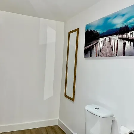 *modern & Stylish 2 Double Bedroom-free Parking!* 布里斯托